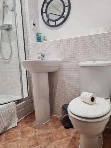 Apartment Catchpole Stays: Field View Near Centre *