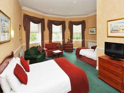 Inn The Court House 4*
