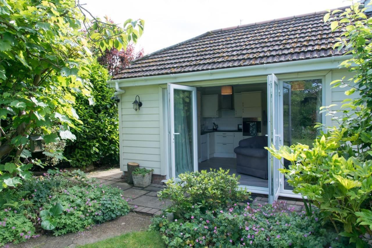 Luxury Self Catering In With Free Ev Point *