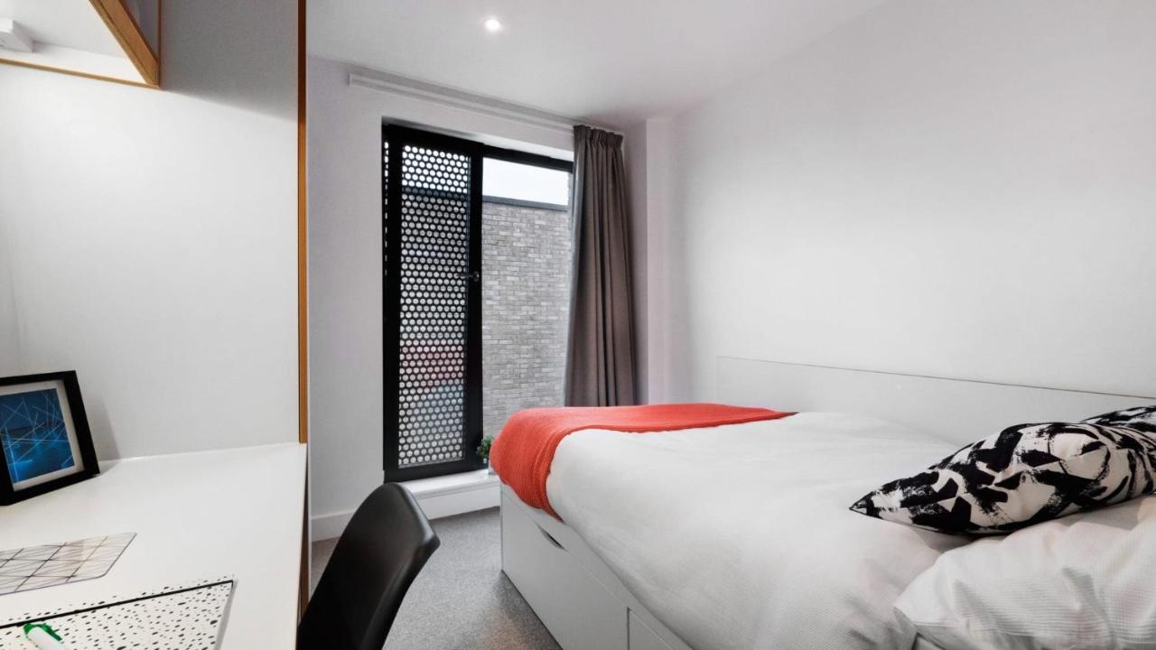 Ensuite Bedrooms With Shared Kitchen At 27 Magdalen Street In The Heart Of Colchester