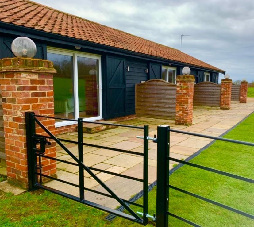 Plumptons Farm *