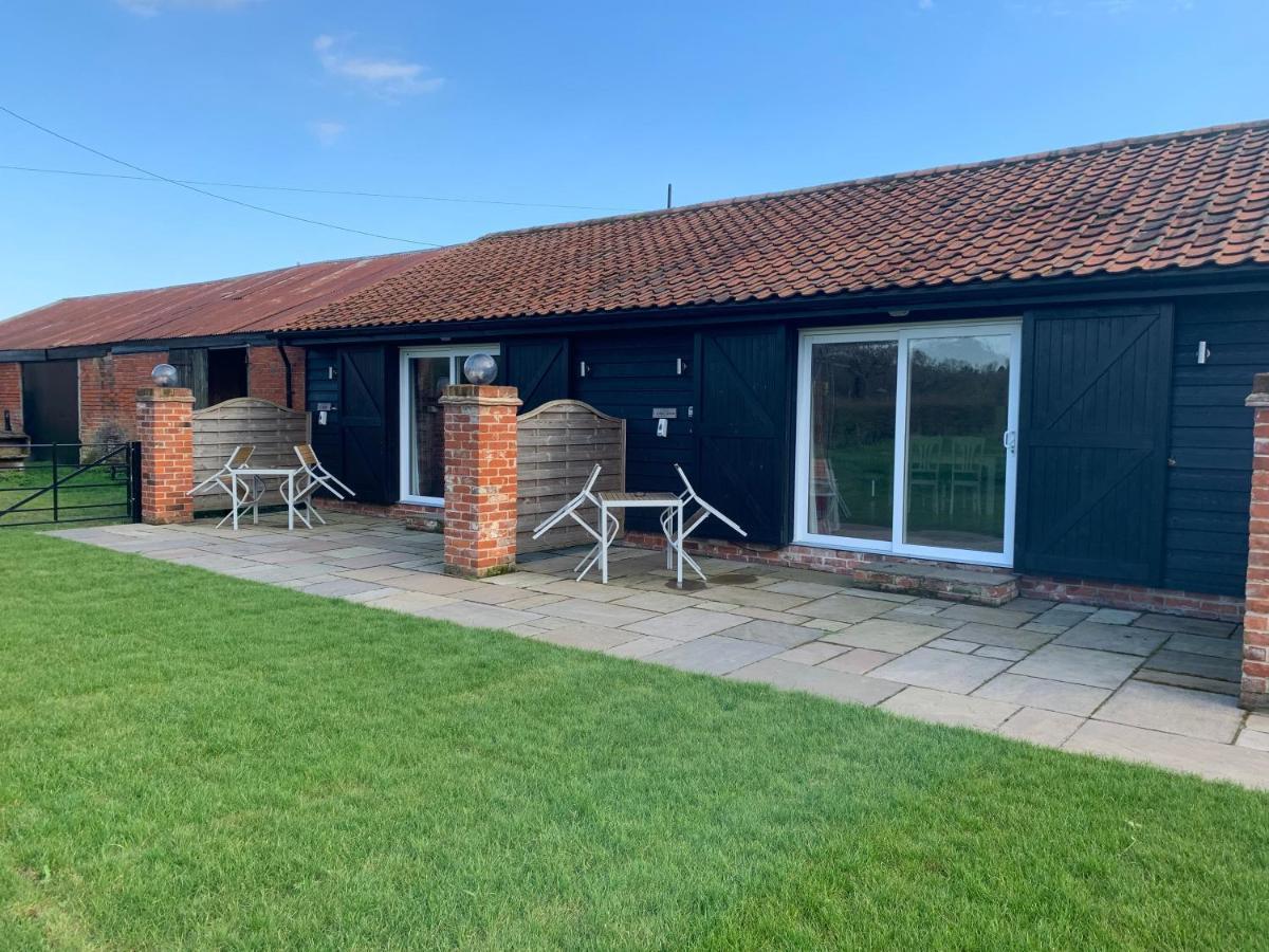 Lodge Plumptons Farm *