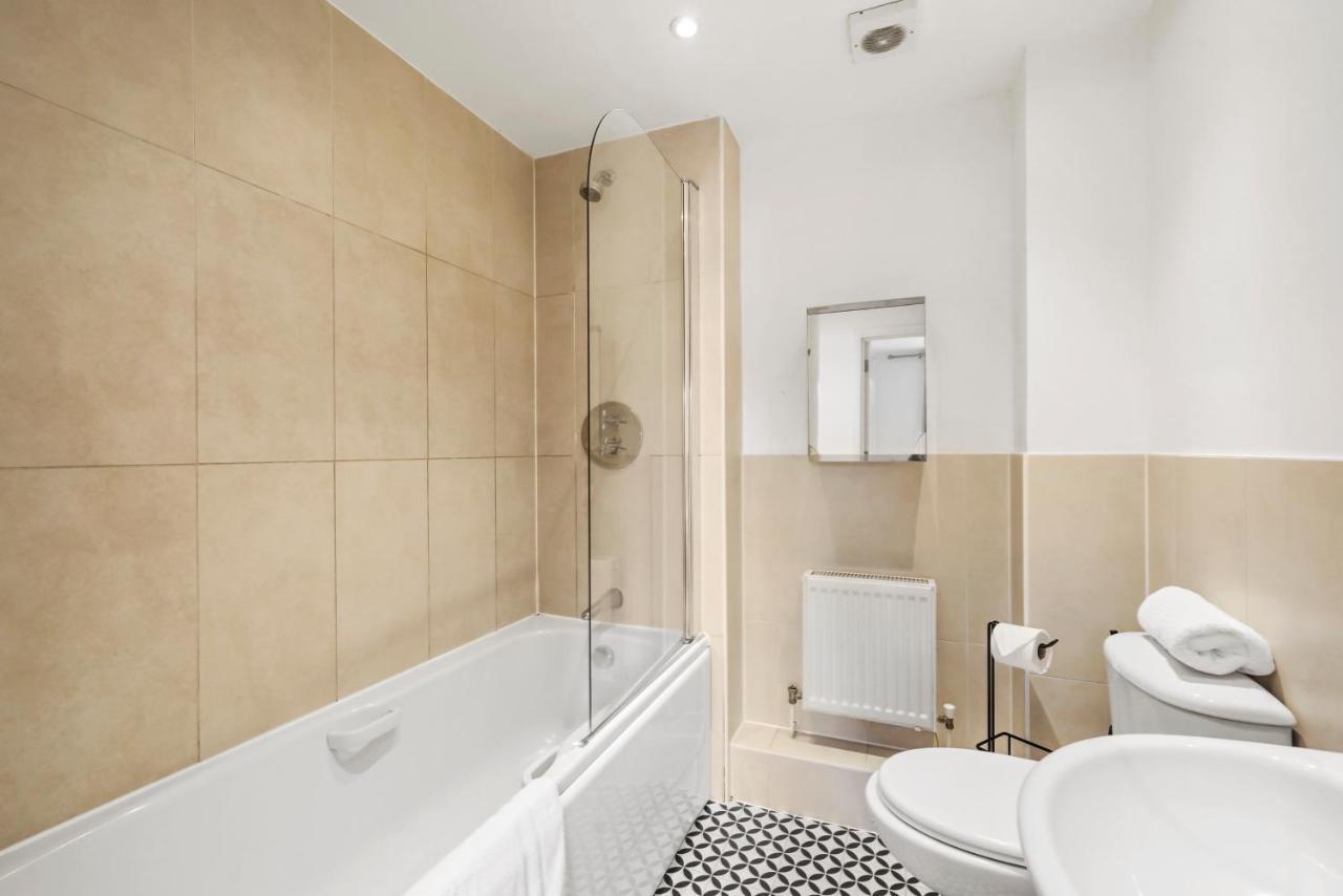 Luxnightzz - Two Bed - Close To North Station And Hospital Colchester