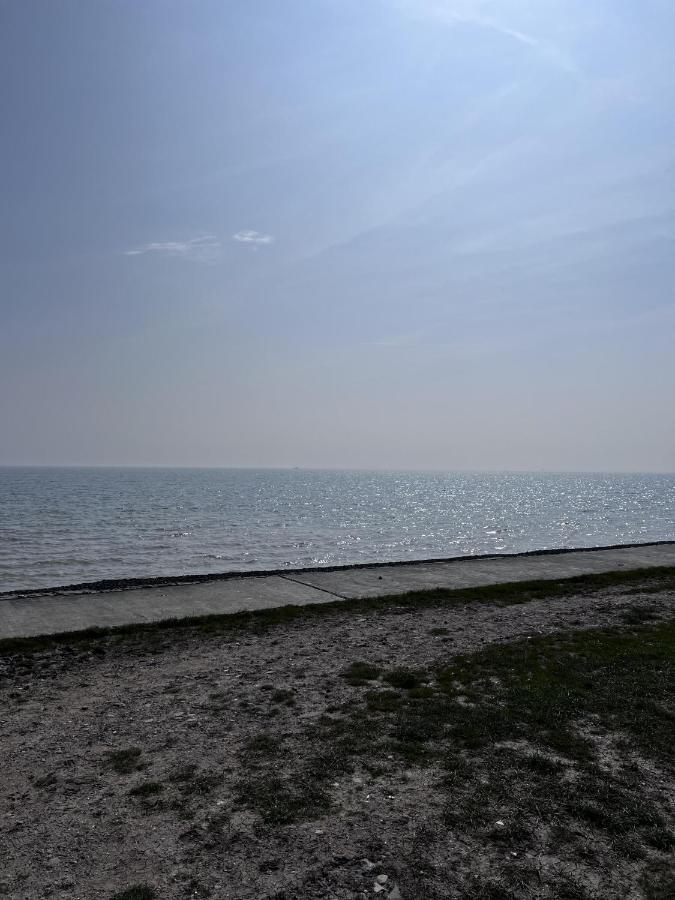 Holiday home Fantastic Family 3-bed Static Caravan Cooper Bea Colchester
