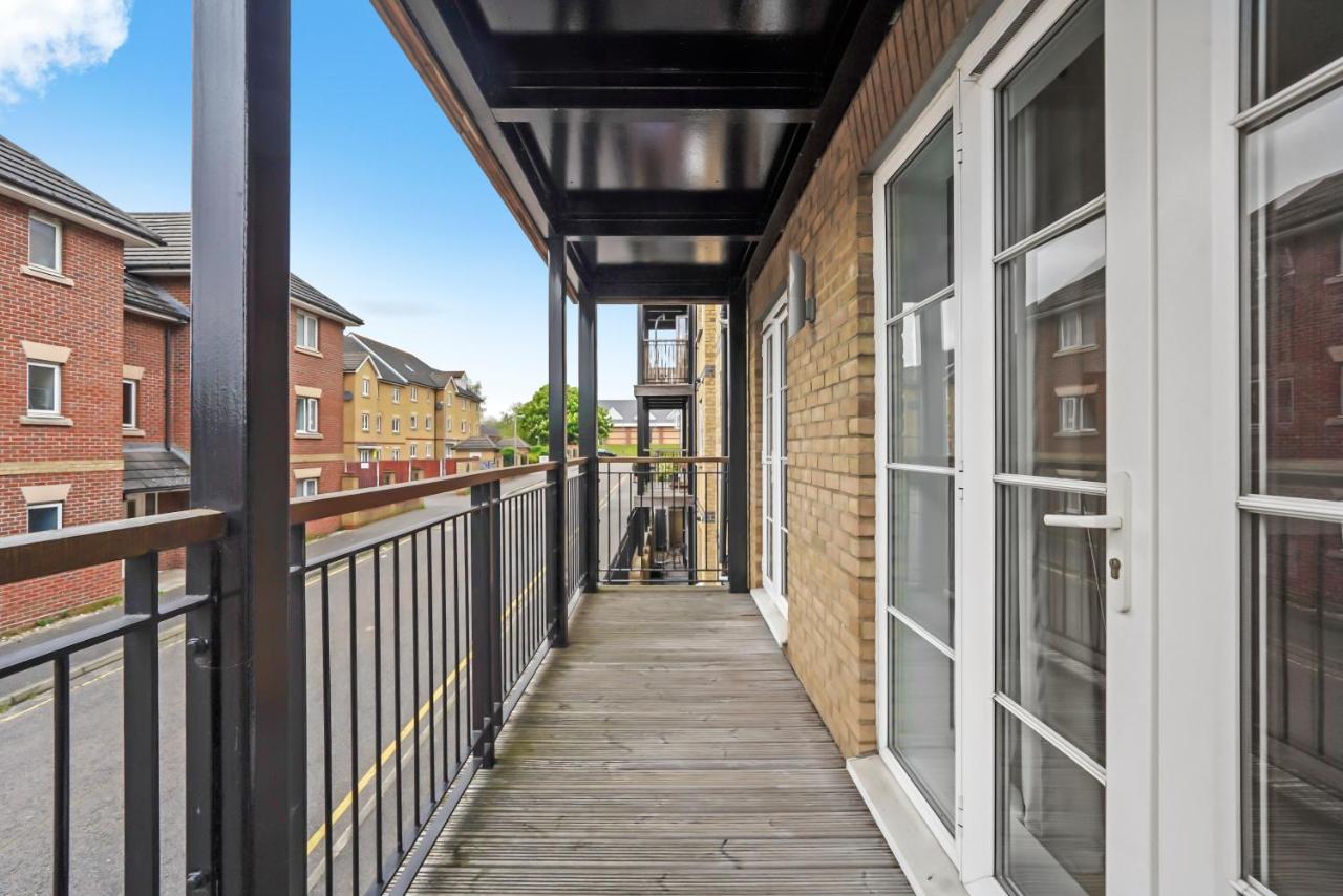 Apartment Luxnightzz - Two Bed - Close To North Station And Hospital Colchester