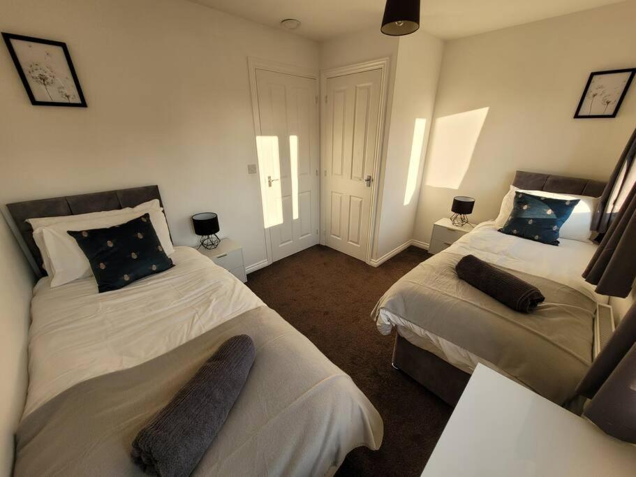 Holiday home Kensington House- The Perfect For Contractor *