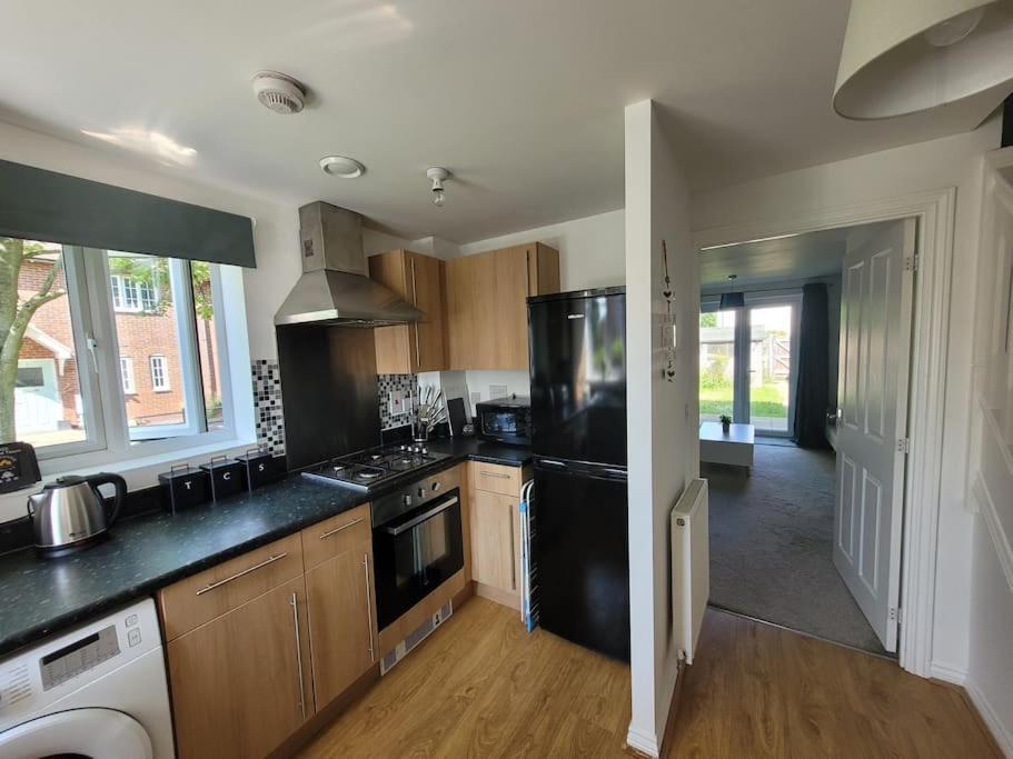 Kensington House- The Perfect For Contractor Holiday home Colchester
