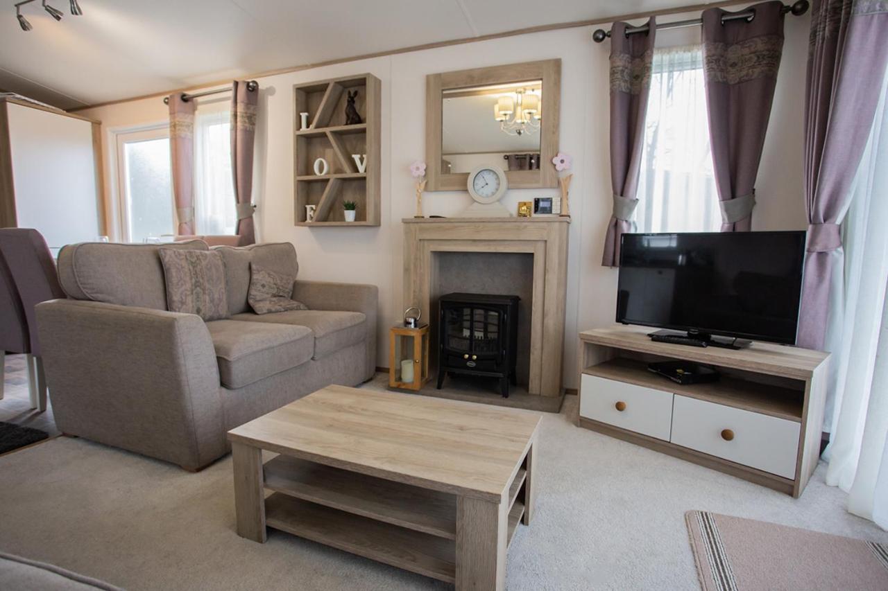 Apartment Mersea Island By Away Colchester
