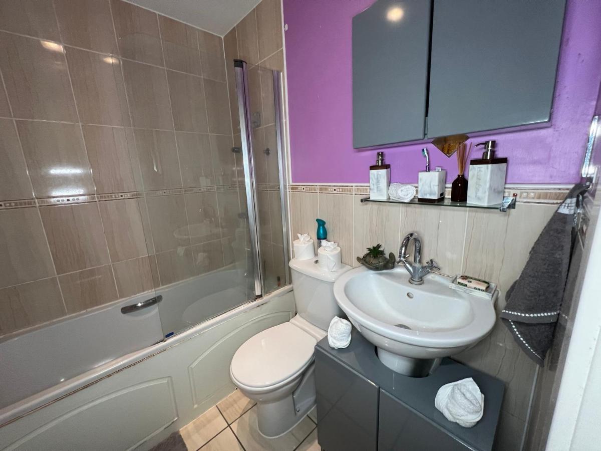 Quayside Deluxe Double Bed & Breakfast