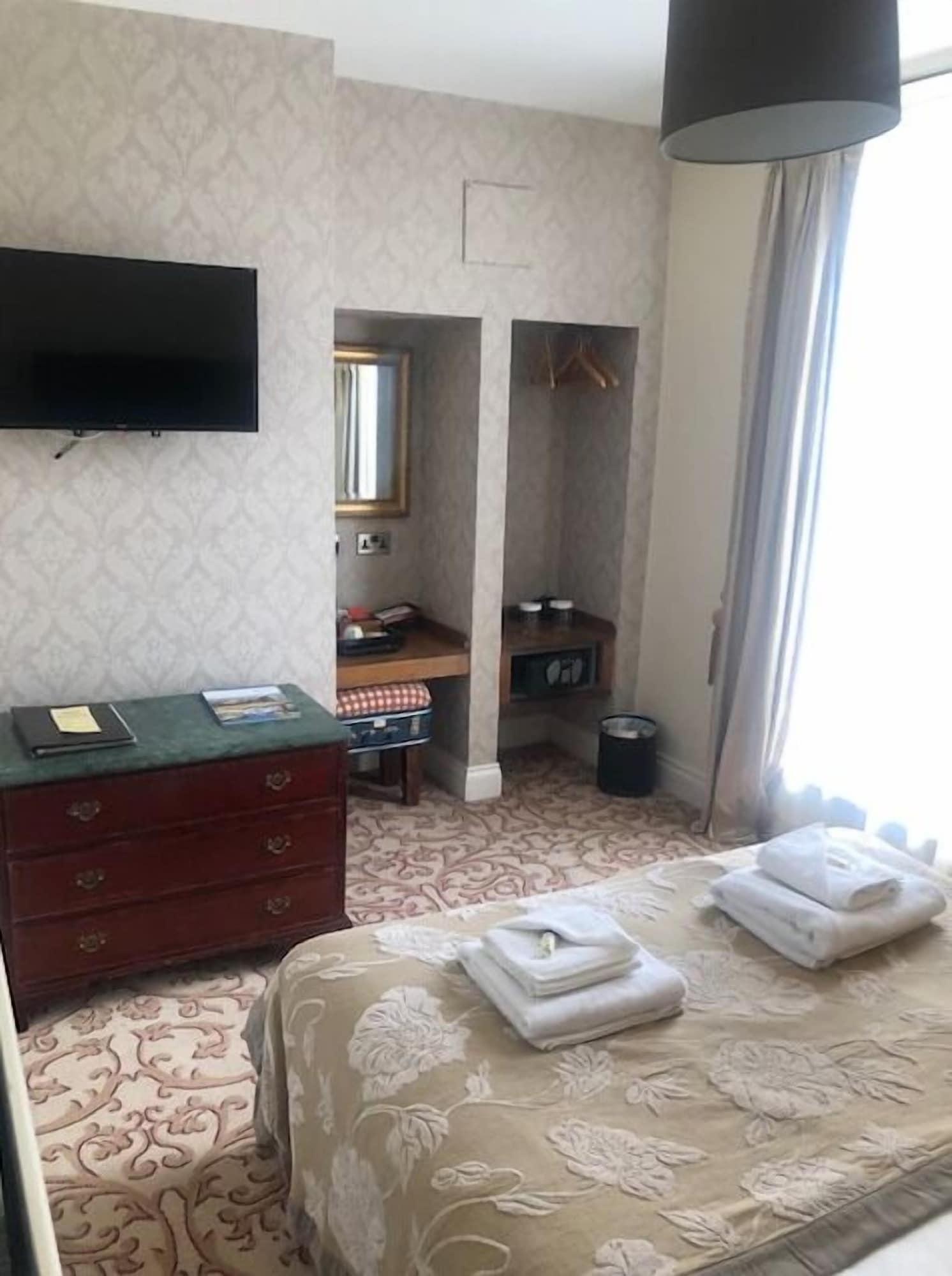 Boutique 3*