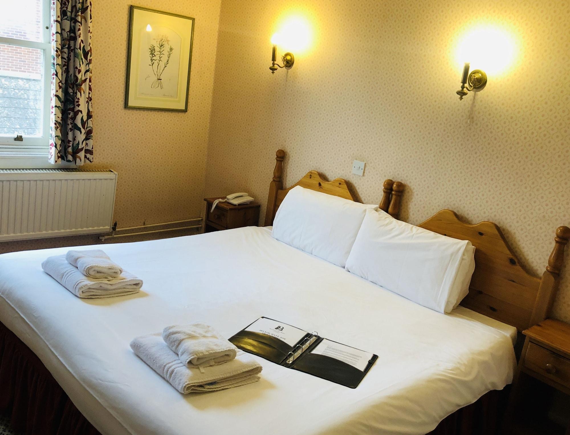 Inn Brook Red Lion 3*