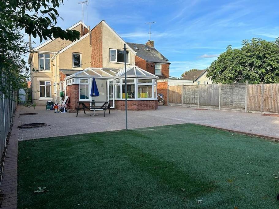 Holiday home 6 Bedroom House - Pool Table - Contractors, Crew, Group