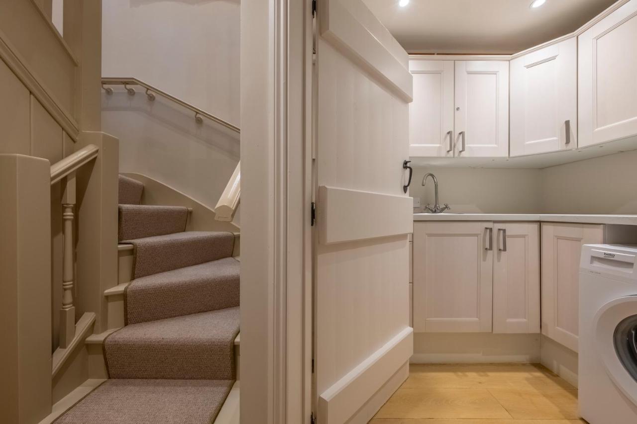 A Fairy-tale Luxurious - The Tea Caddy Holiday home Colchester