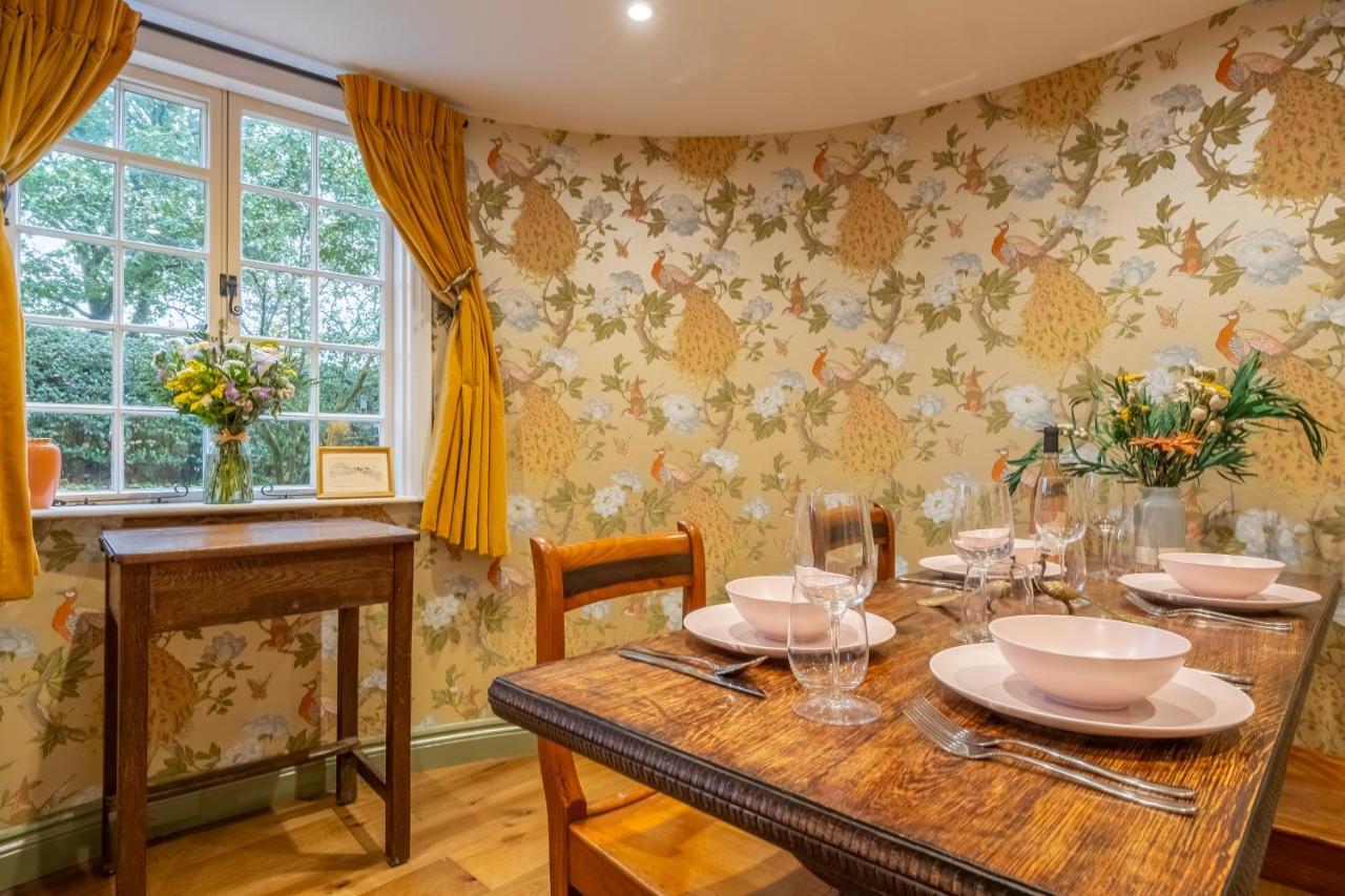 A Fairy-tale Luxurious - The Tea Caddy Holiday home *