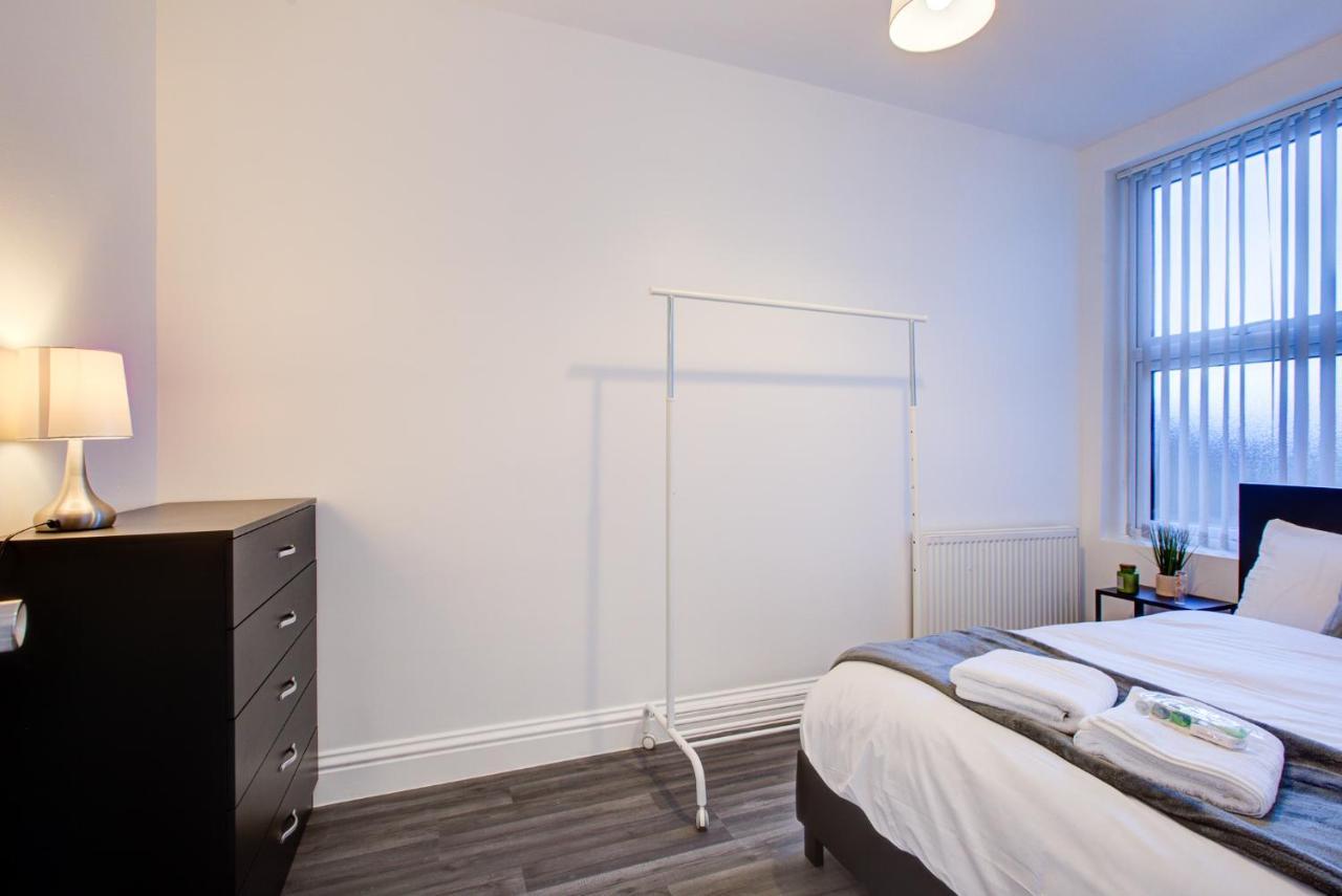 Apartment Modern 5 Bed 3 Bath House Colchester