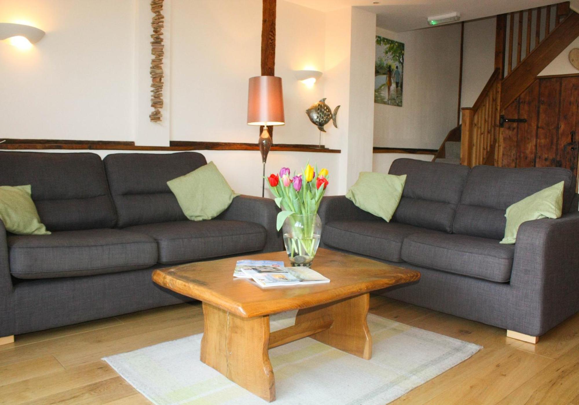 The Hayloft At Carpenters Farm Holiday home *