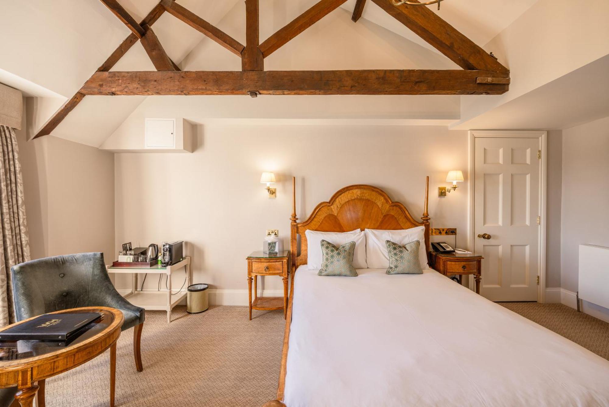 Hotel Wivenhoe House 4*