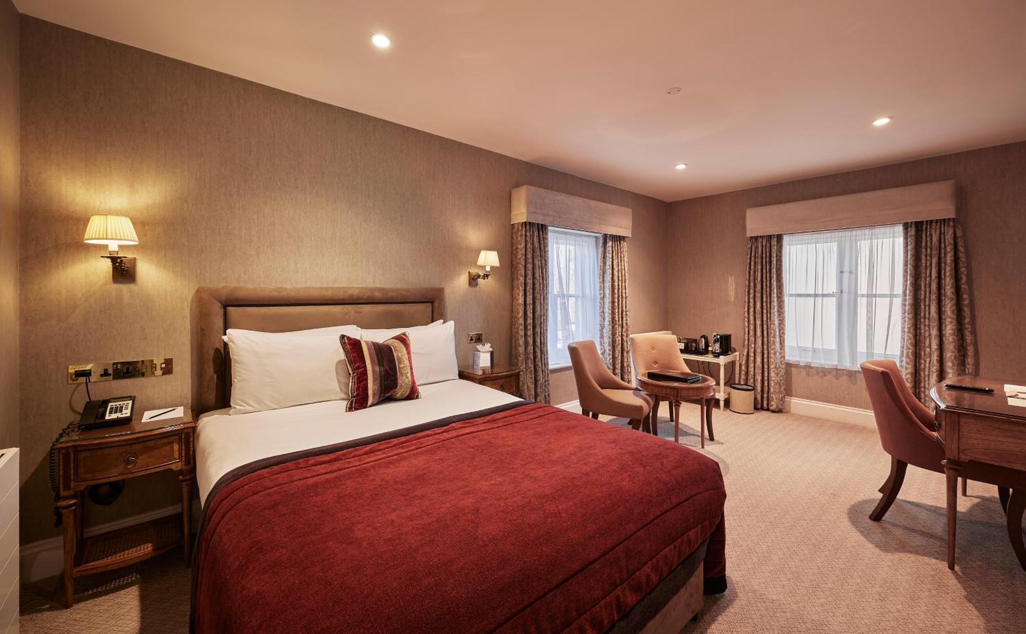 Wivenhoe House Hotel 4*