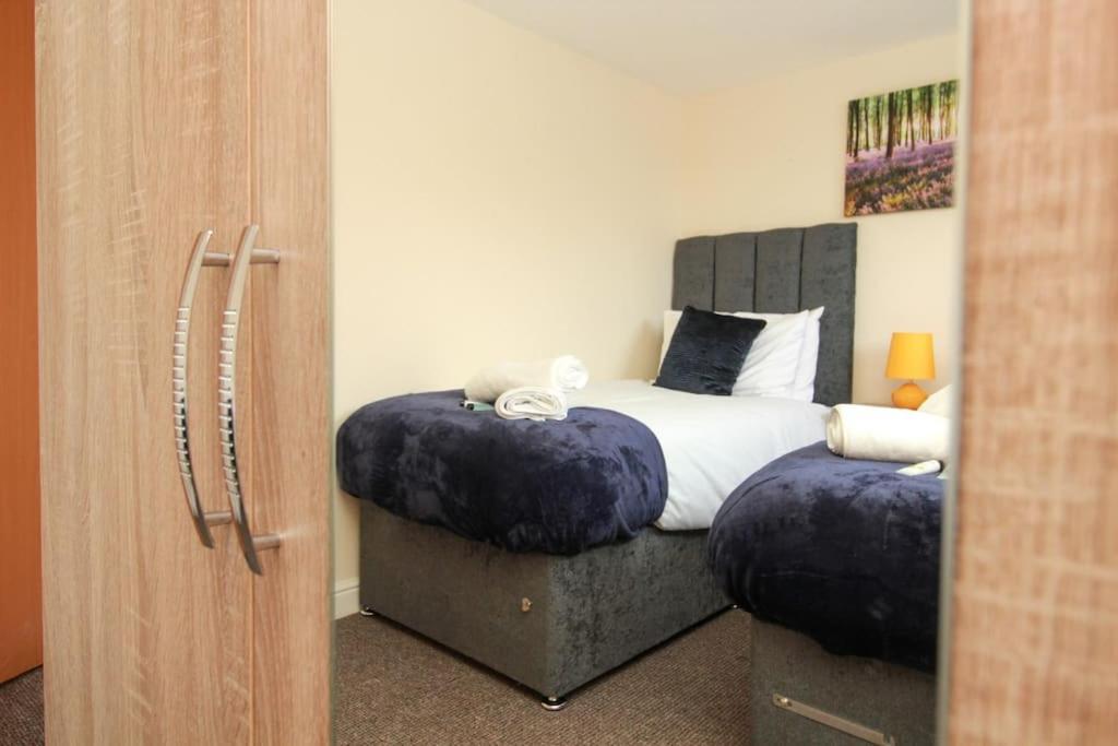 Apartment 2 Bedroom Flat In