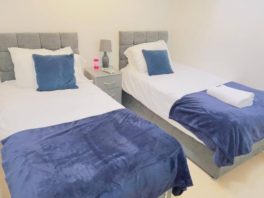 2 Bedroom Flat In * Colchester