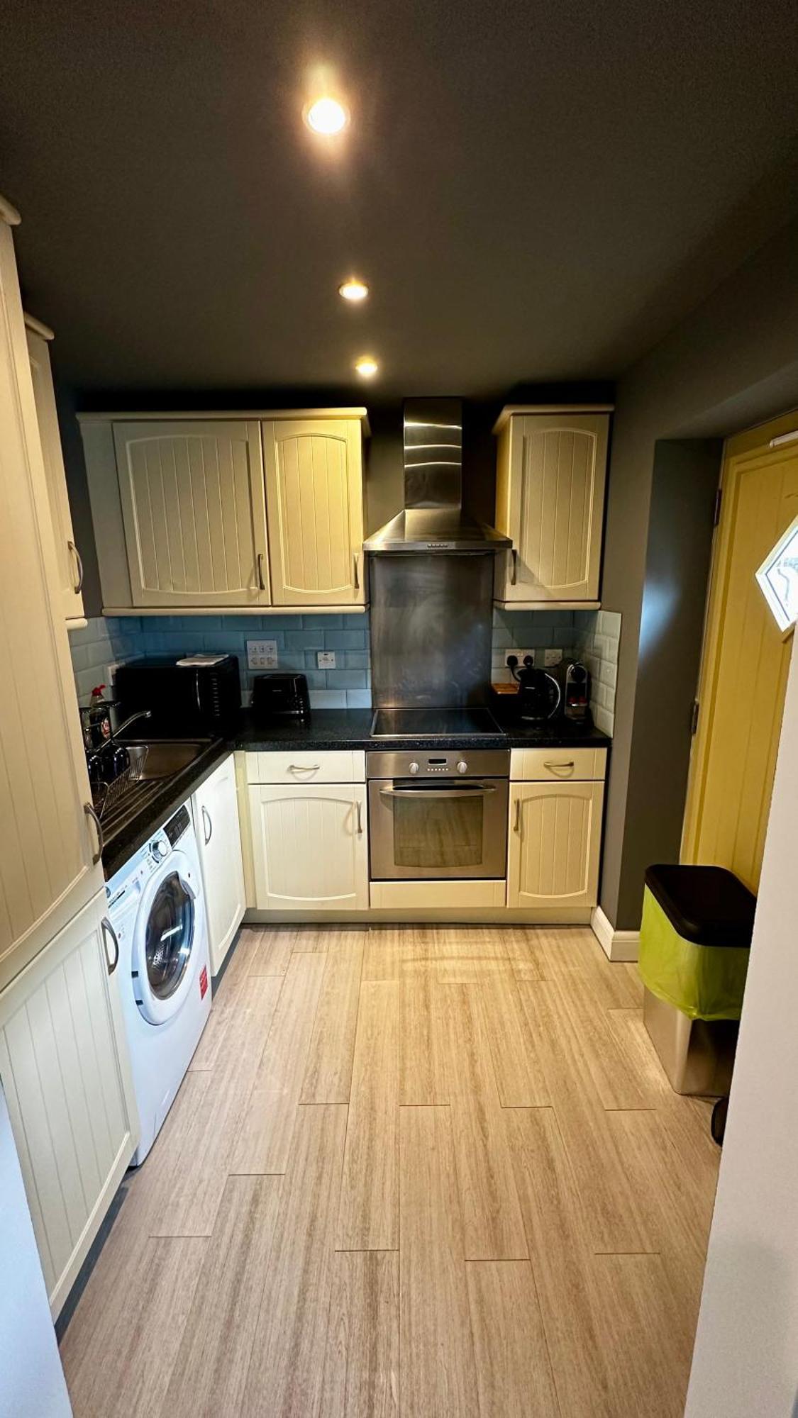 One Bedroom Flat Town Centre