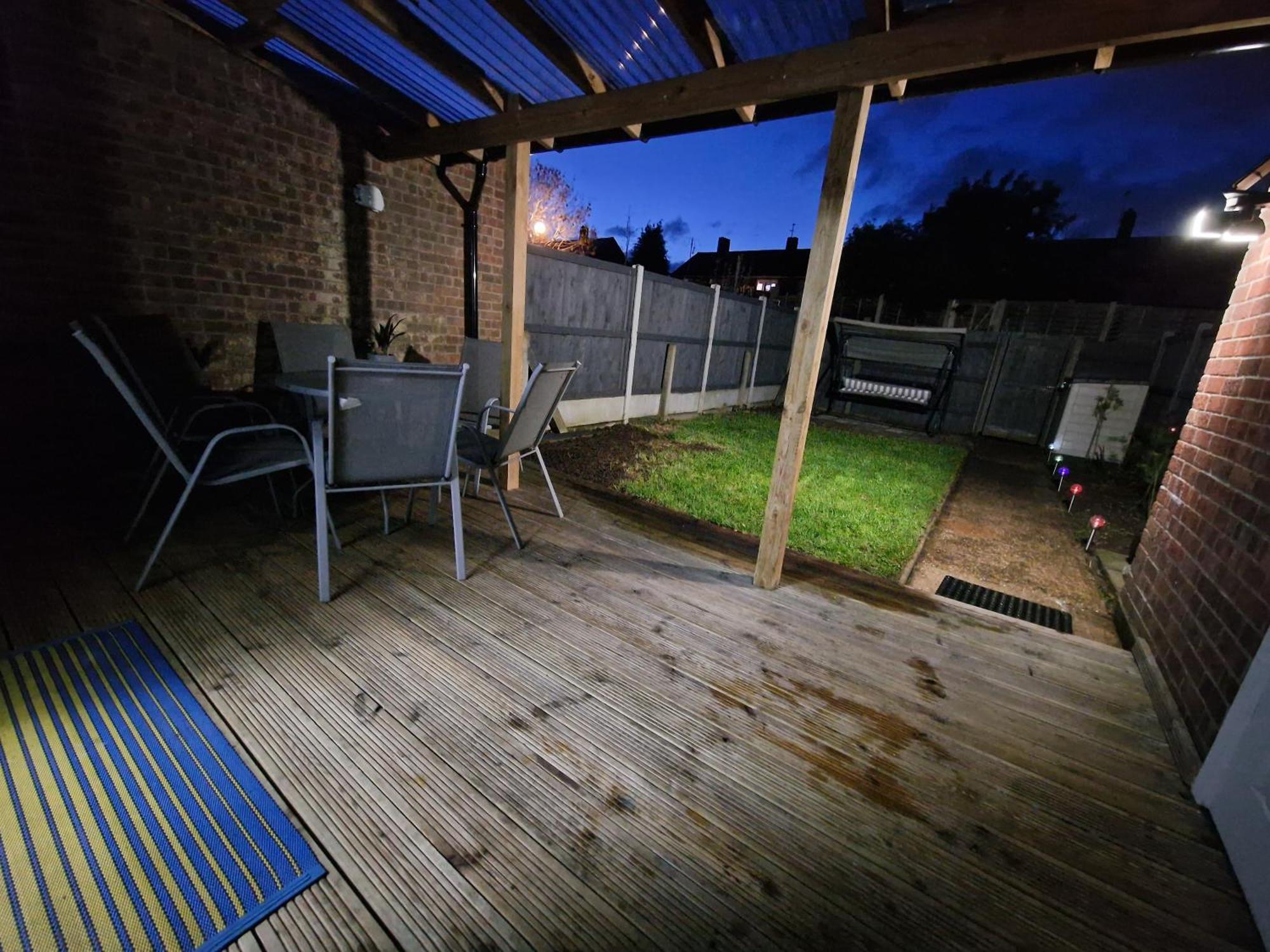 Holiday home Modern And Spacious 3 Bedroom Family House With Workspace *