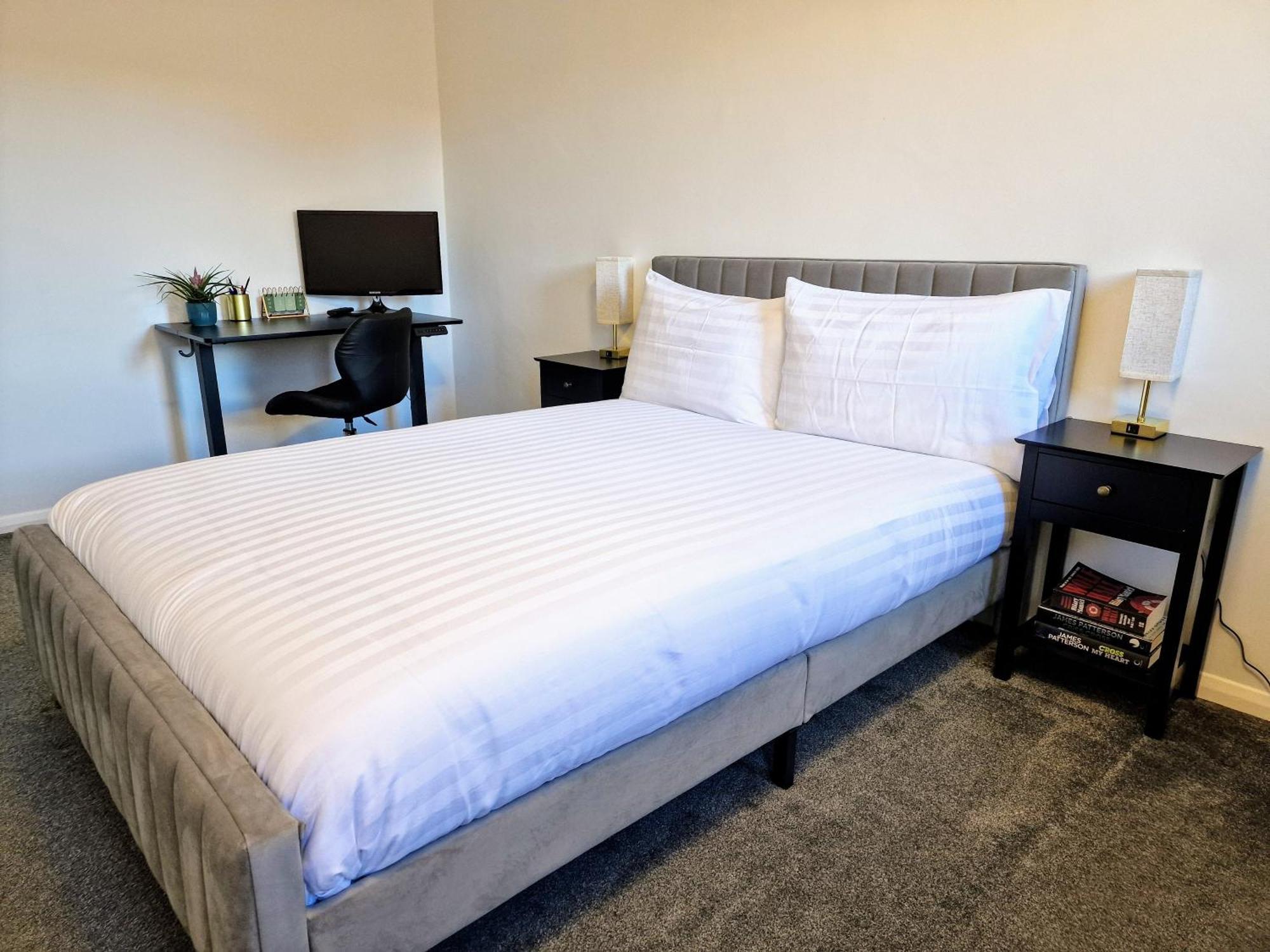 Modern And Spacious 3 Bedroom Family House With Workspace Holiday home