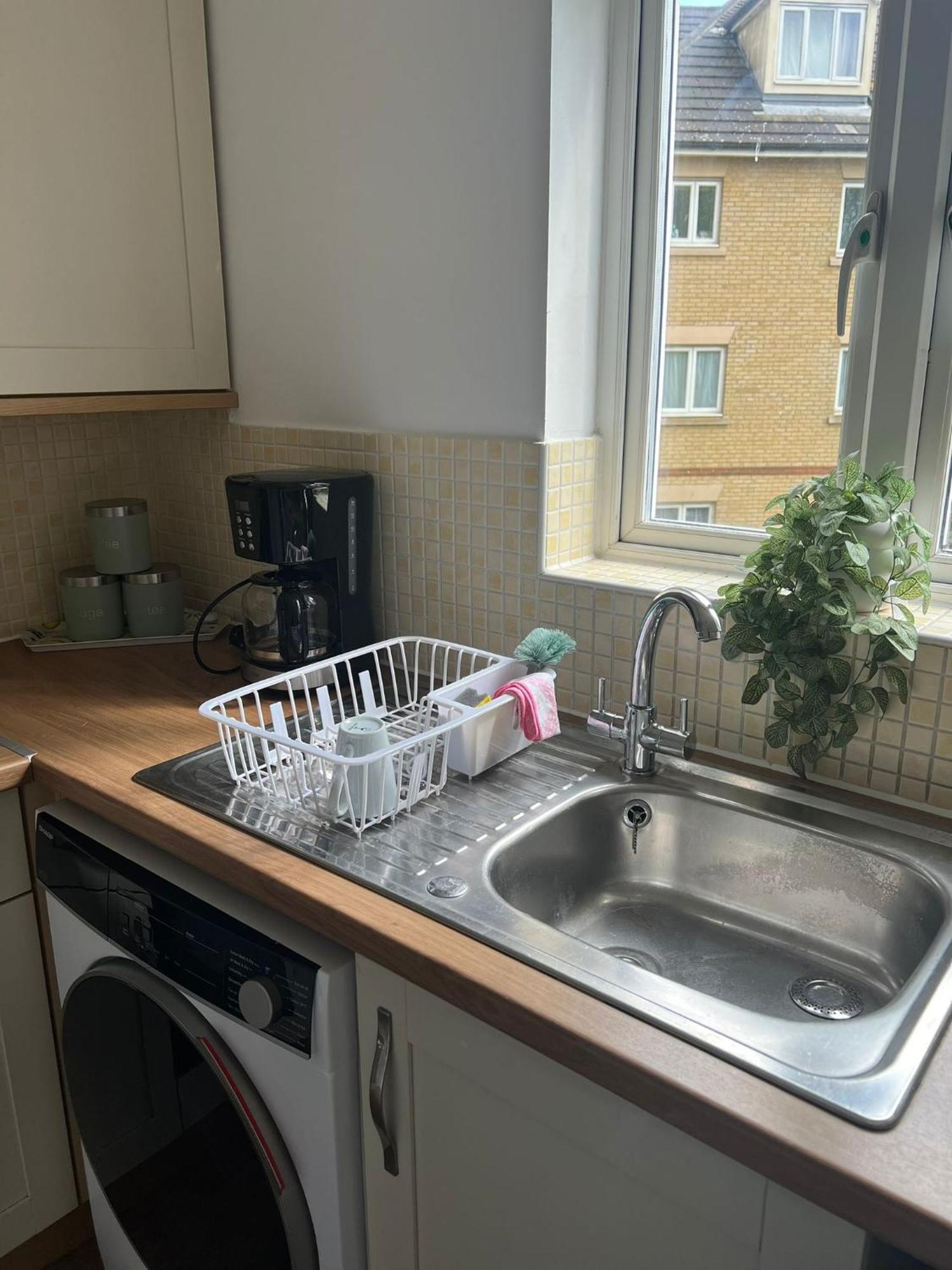 Guest house Luxury And An En-suite With Free Wi-fi Clarendon Way