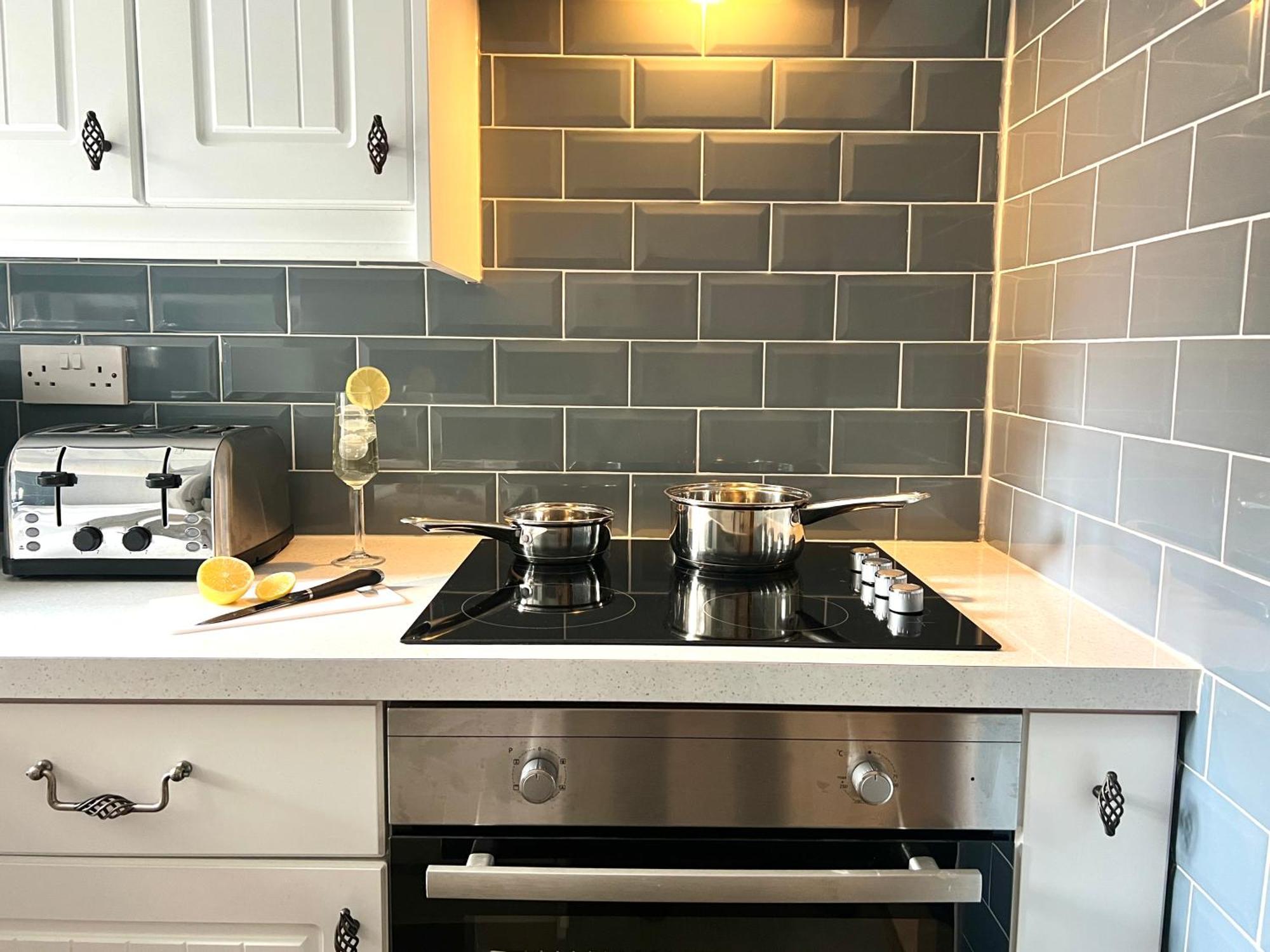 Duchess 1 Serviced 3br In Perfect For Contractors And Families Apartment Colchester