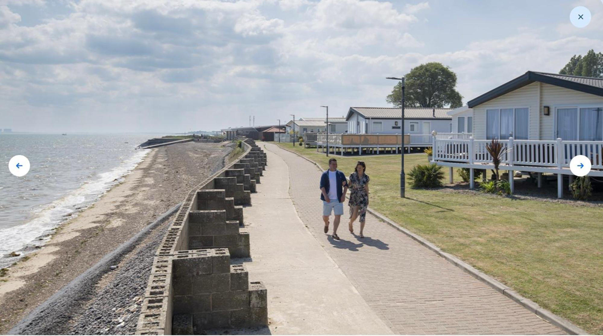 Luxury 2- Bed Caravan In Mersea Island