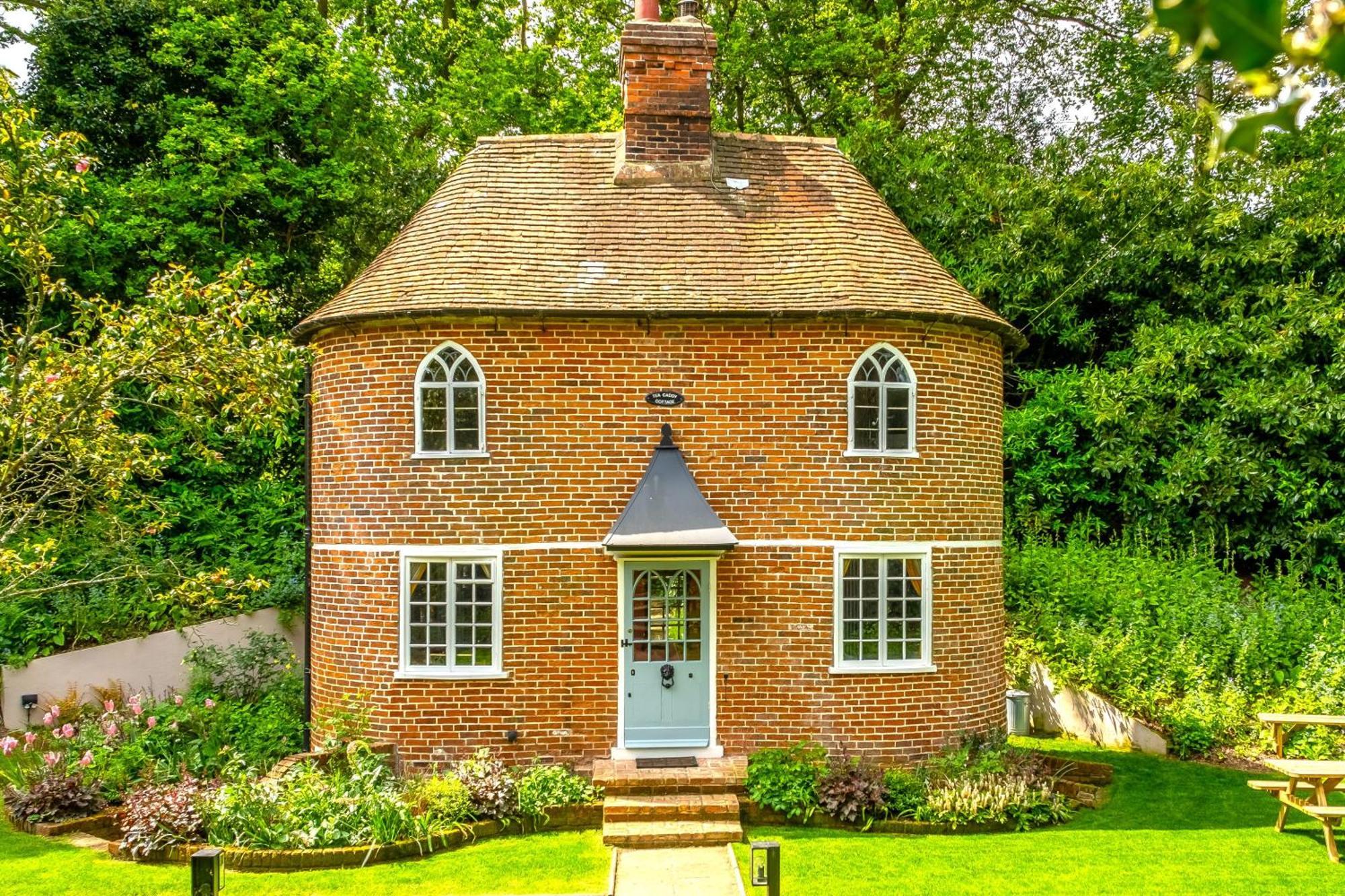 Holiday home A Fairy-tale Luxurious - The Tea Caddy *