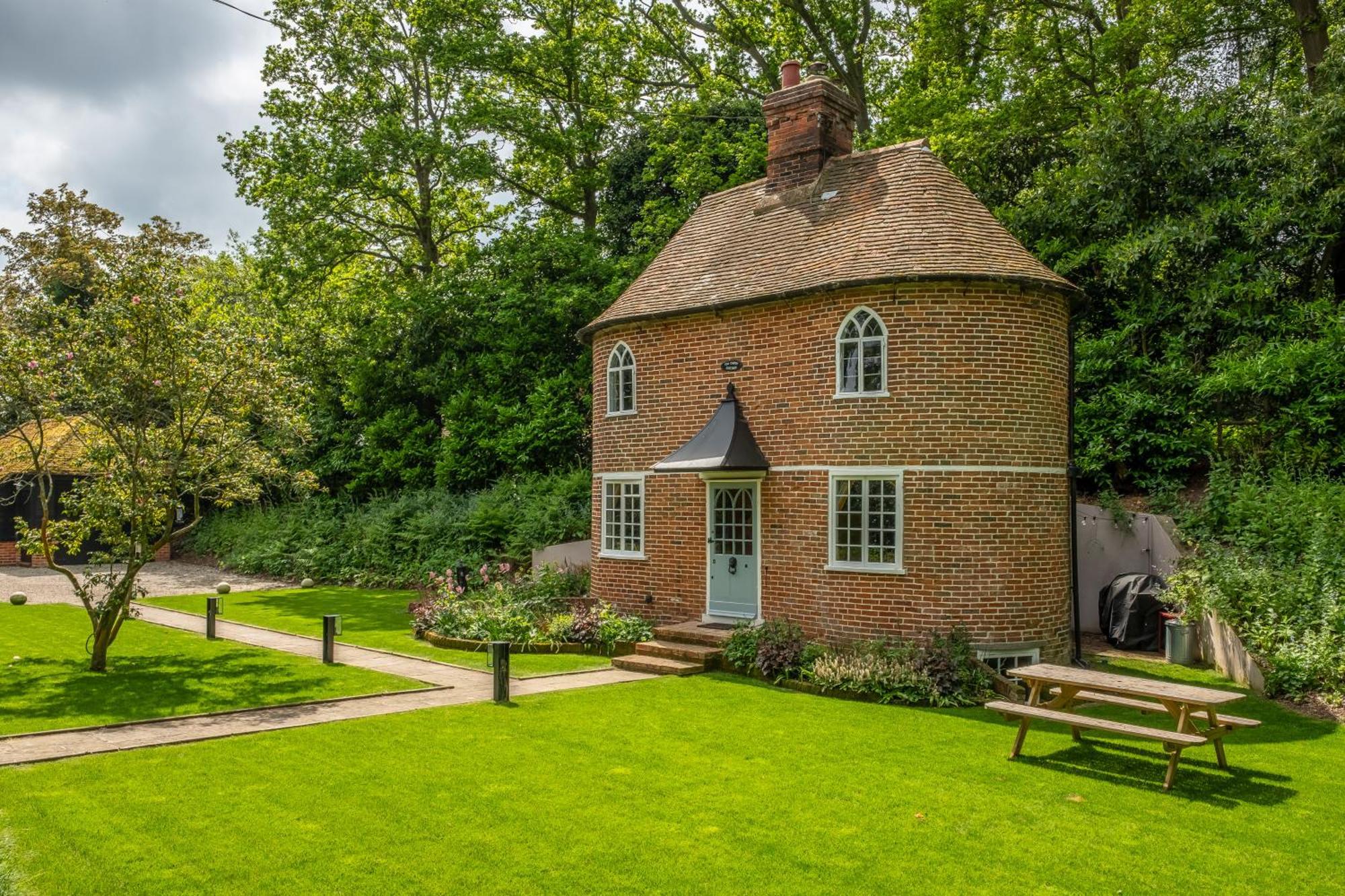 Holiday home A Fairy-tale Luxurious - The Tea Caddy *