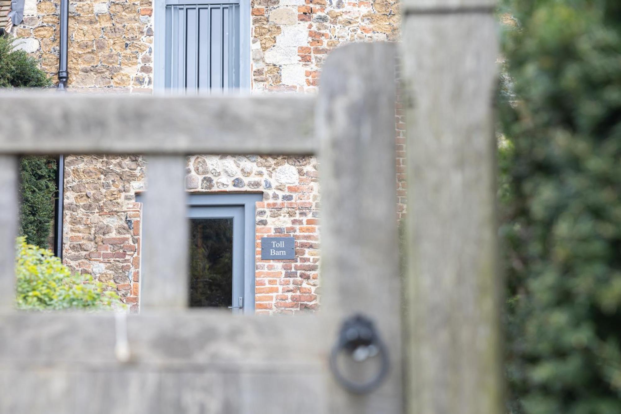 Toll Barn, St Osyth Priory Lodge