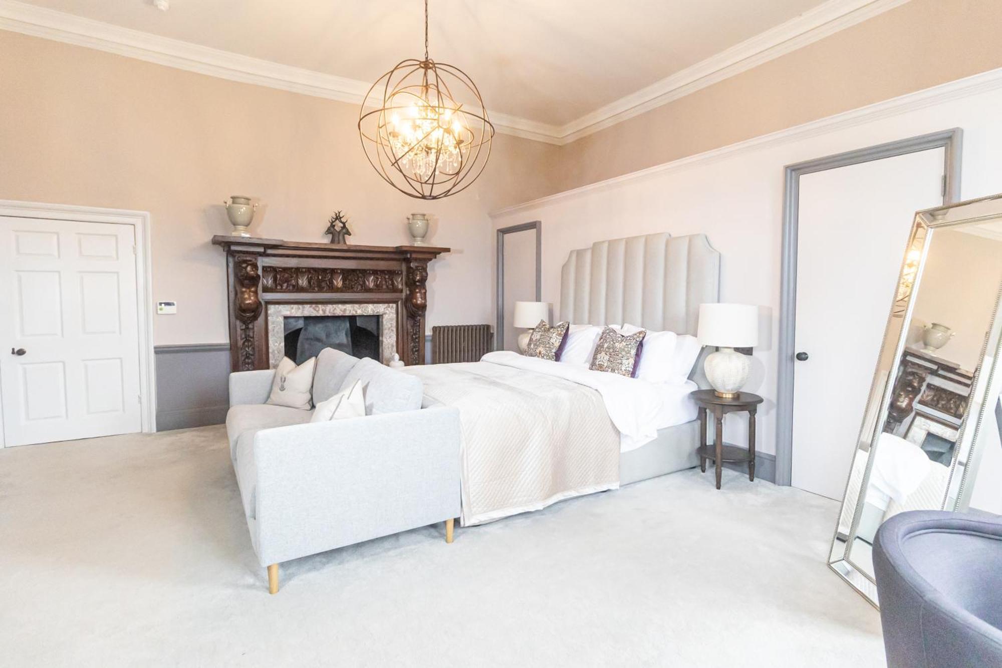 Darcy West Villa