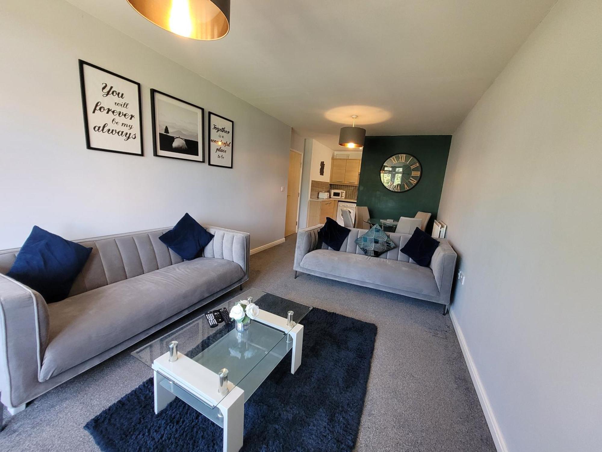 Apartment Catchpole Stays: Field View Near Centre *