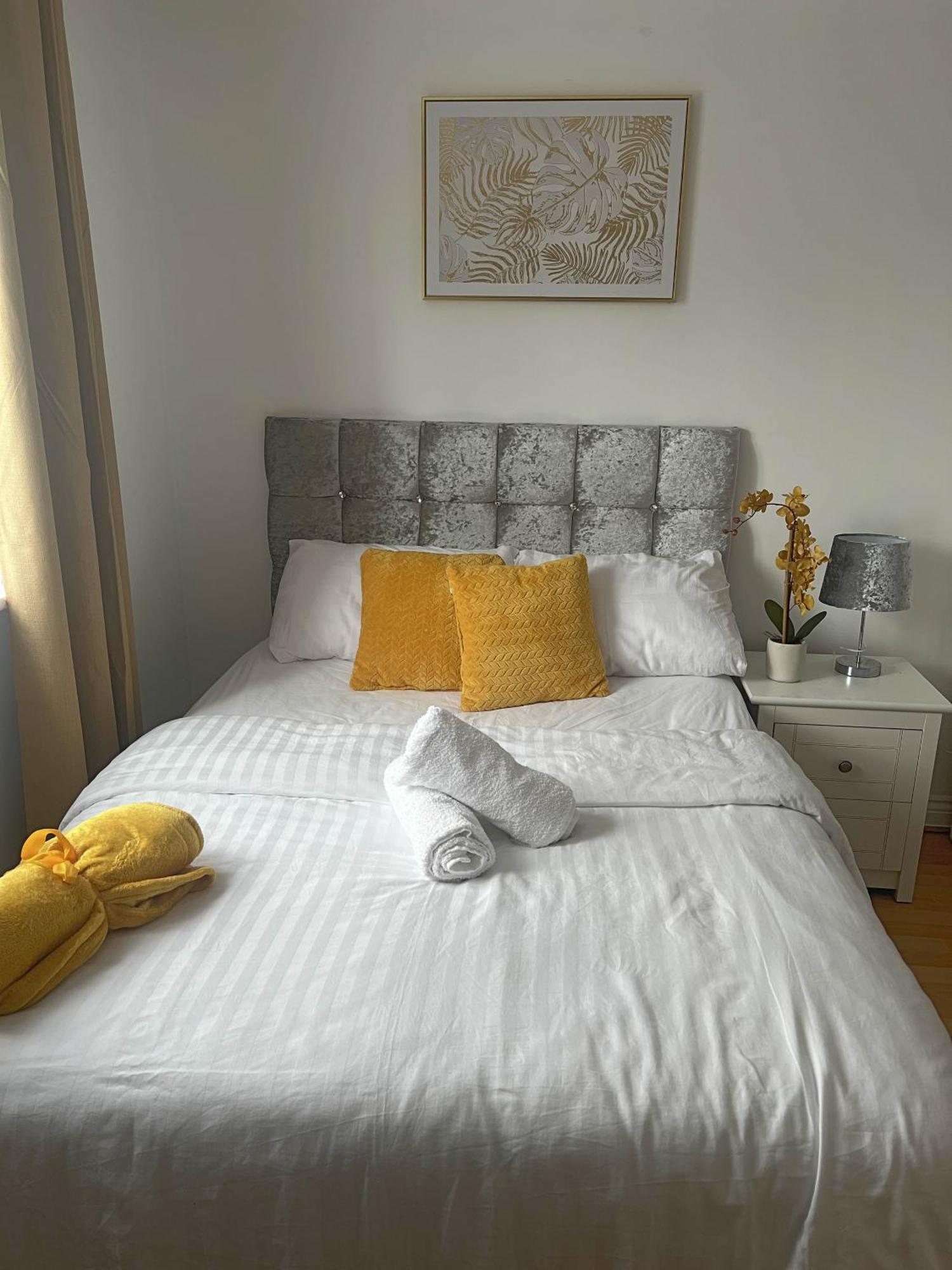 Luxury And An En-suite With Free Wi-fi Clarendon Way *