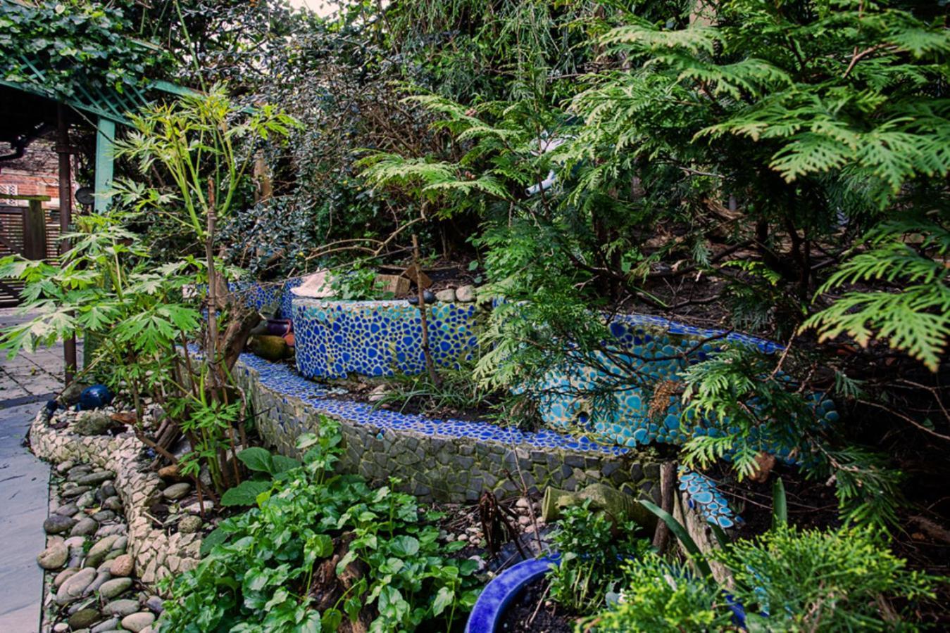 Lilchester - Slice Of Heaven Hidden Away... Holiday home