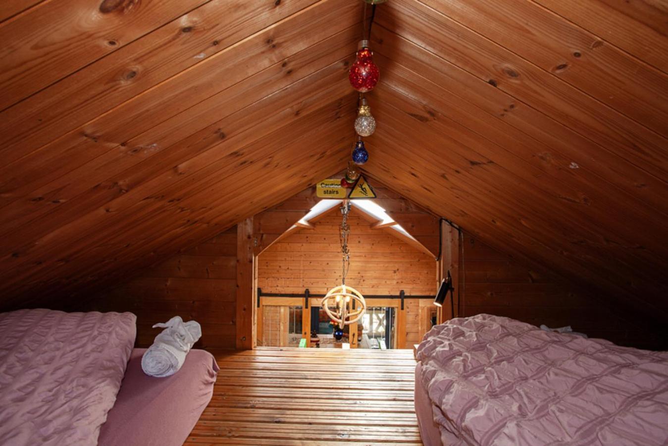 Lilchester - Slice Of Heaven Hidden Away... Holiday home *