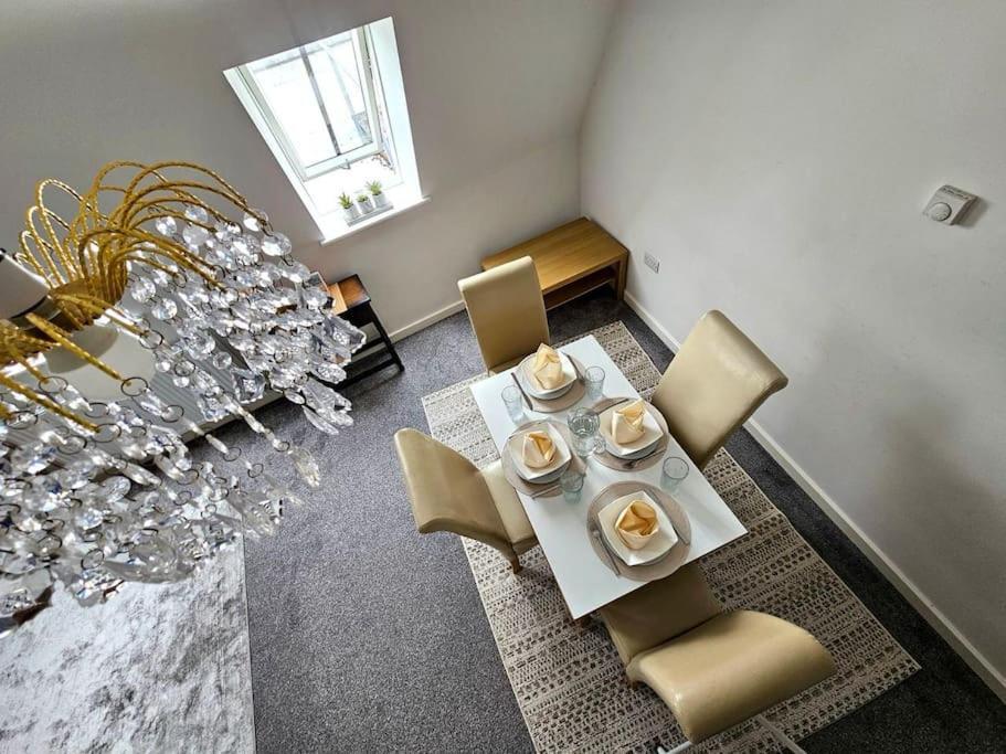 Apartment Rooftops - Quiet Cosy Pied-a-terre In The Heart Of *