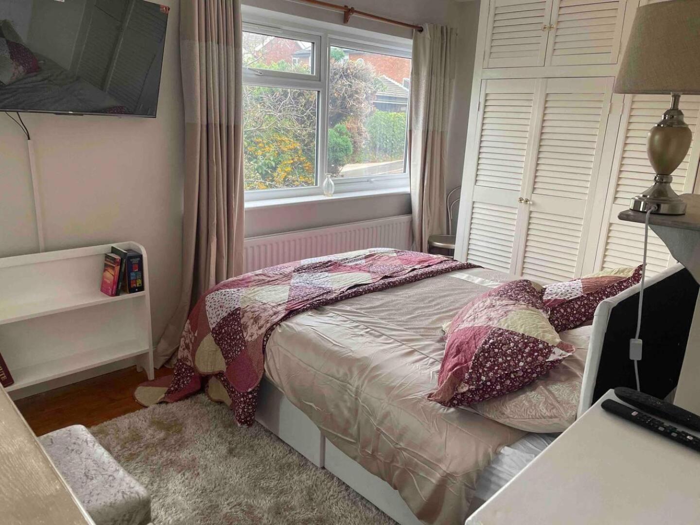 Mersea Island Retreat - 4 Bedroom House Holiday home
