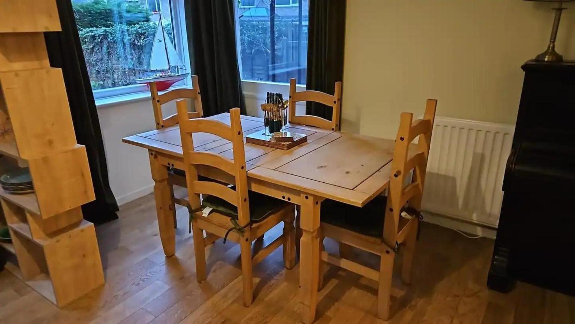 Mersea Island Retreat - 4 Bedroom House Holiday home Colchester