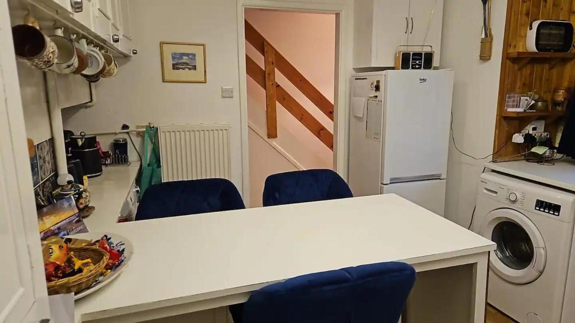Mersea Island Retreat - 4 Bedroom House *