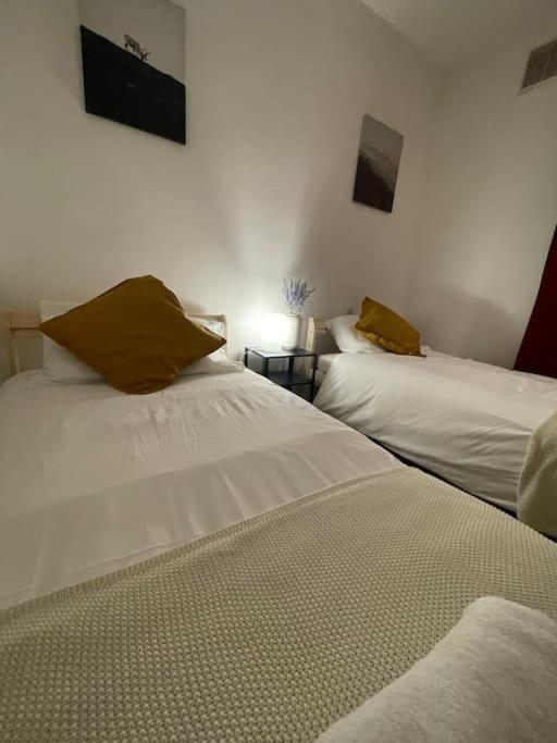 Professional 3-bed Flat * Colchester