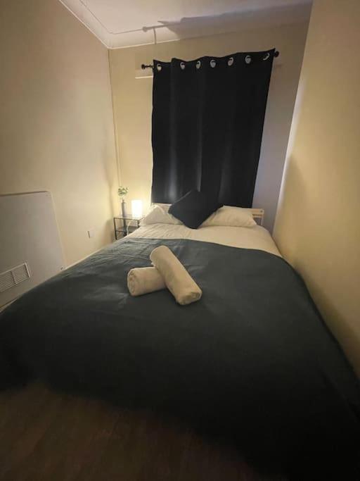 Professional 3-bed Flat