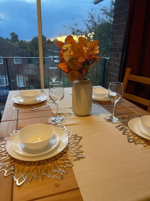 Apartment Professional 3-bed Flat *