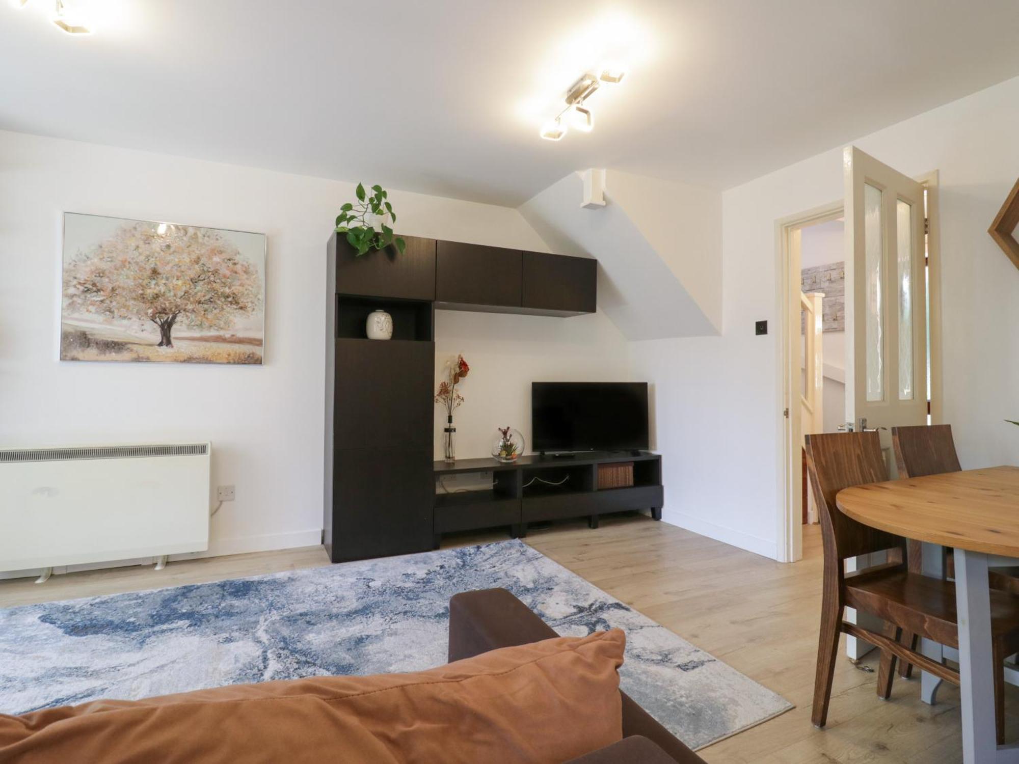 37 Hanbury Gardens Colchester
