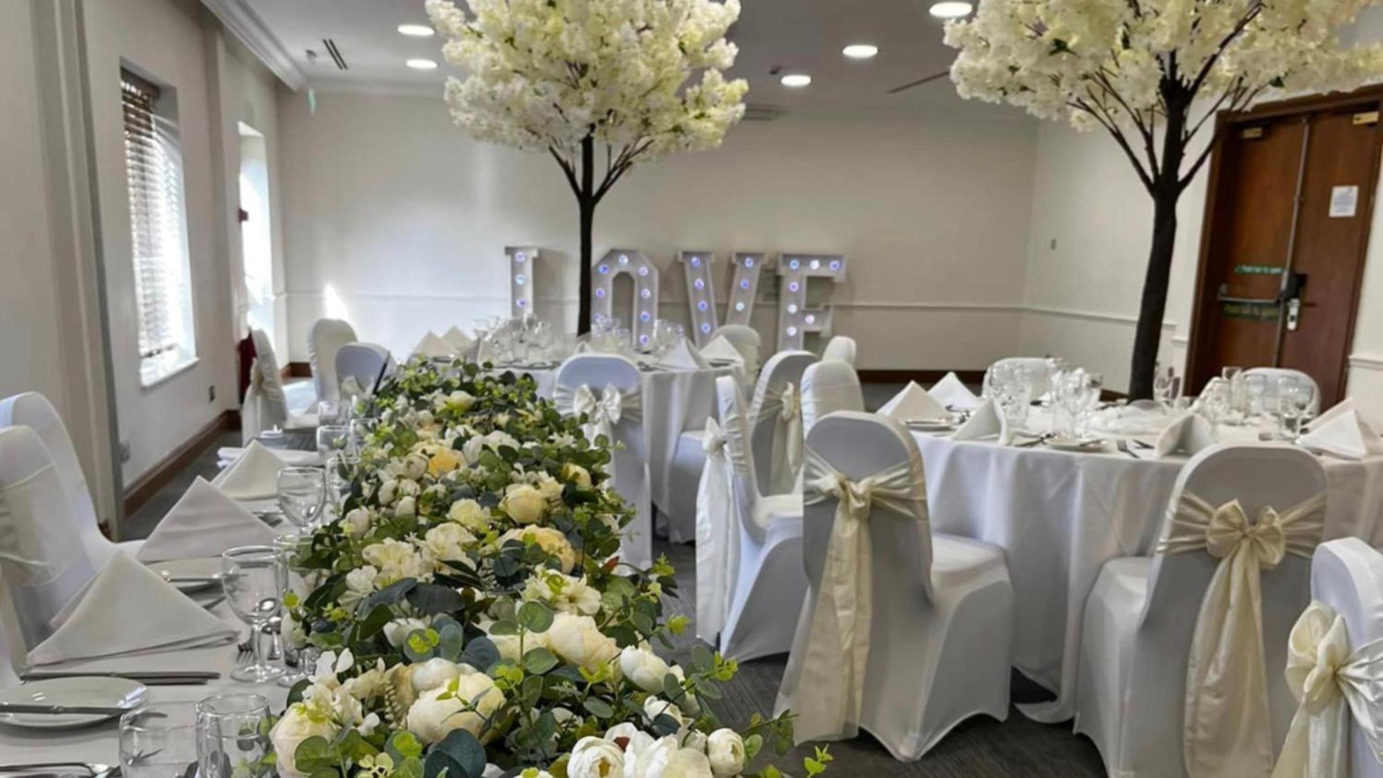 Hotel Holiday By Ihg 4*