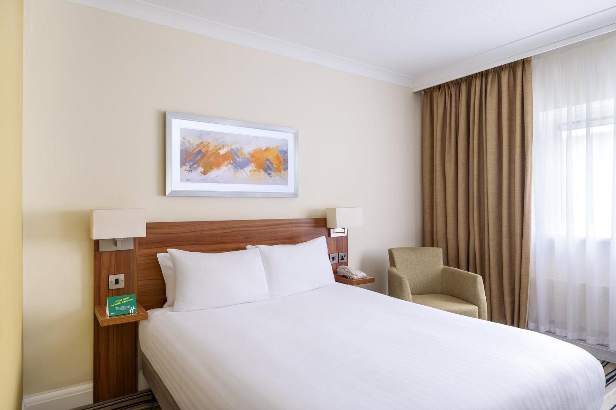 Holiday By Ihg Hotel Colchester