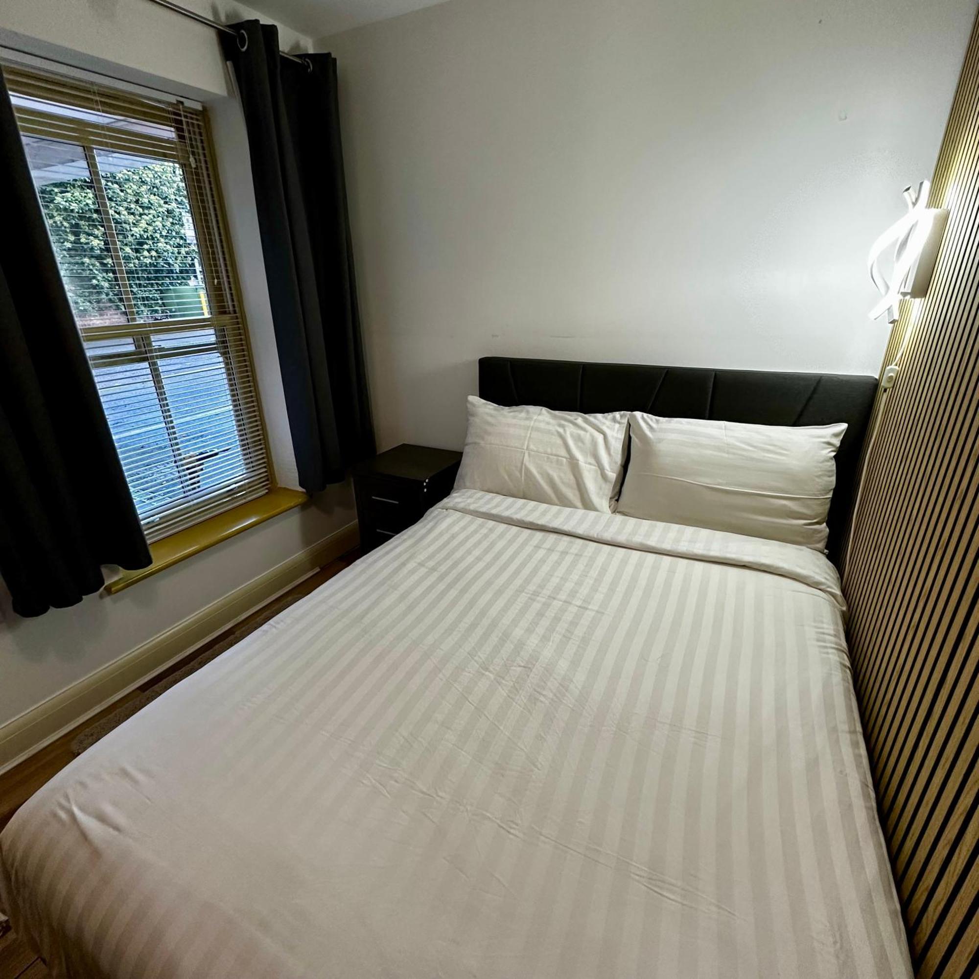 Apartment 2 Bedroom Flat Ground Floor Town Centre