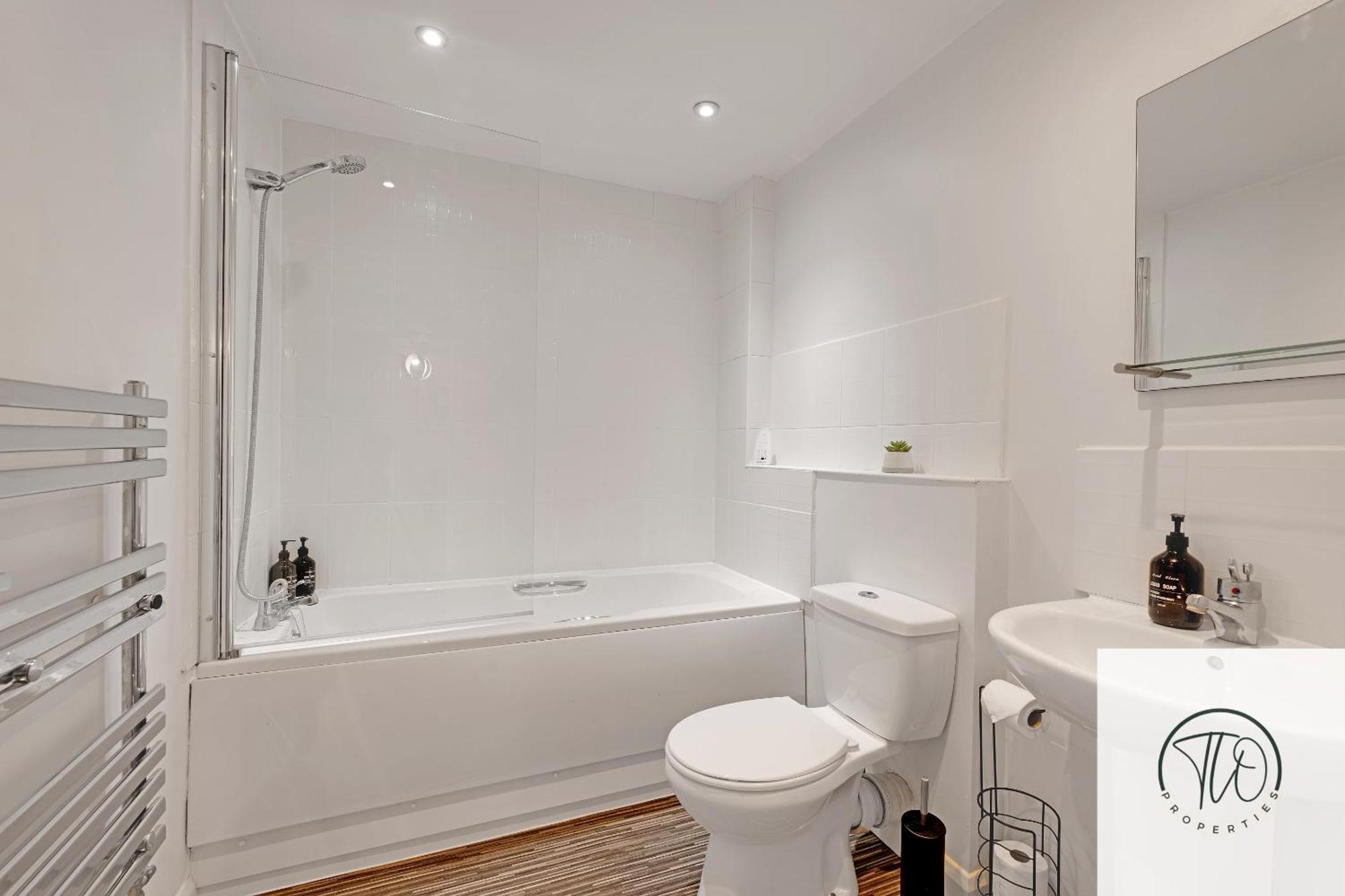 Jardine House- 2br House, Town Centre, Station Holiday home *